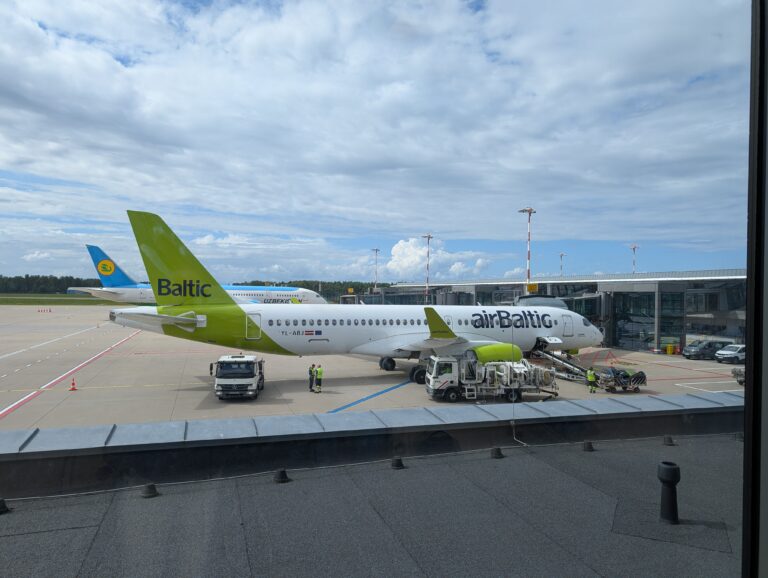 Départ pour la Lettonie