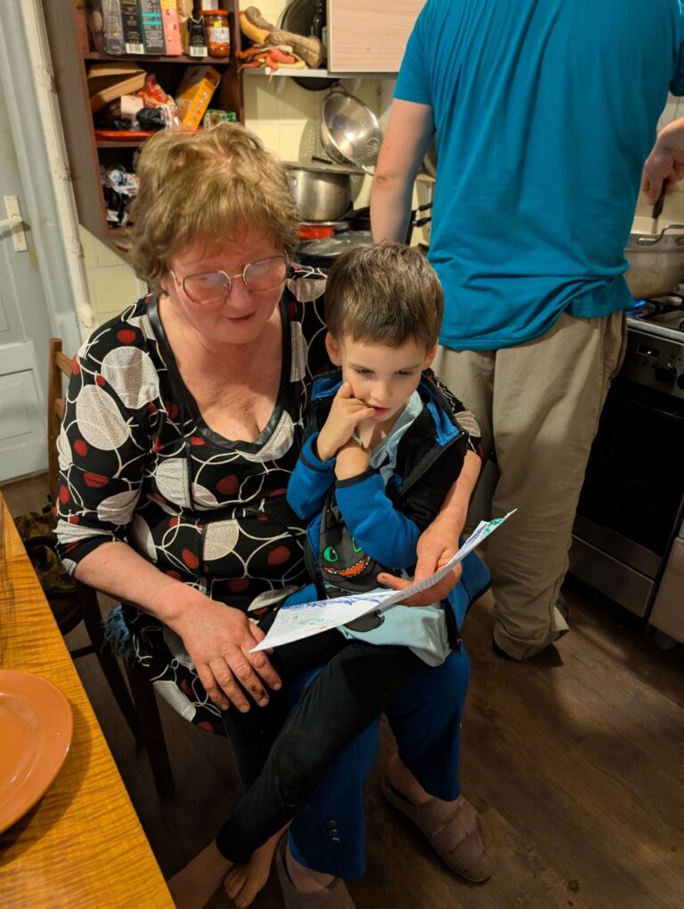 Chez les grands parents